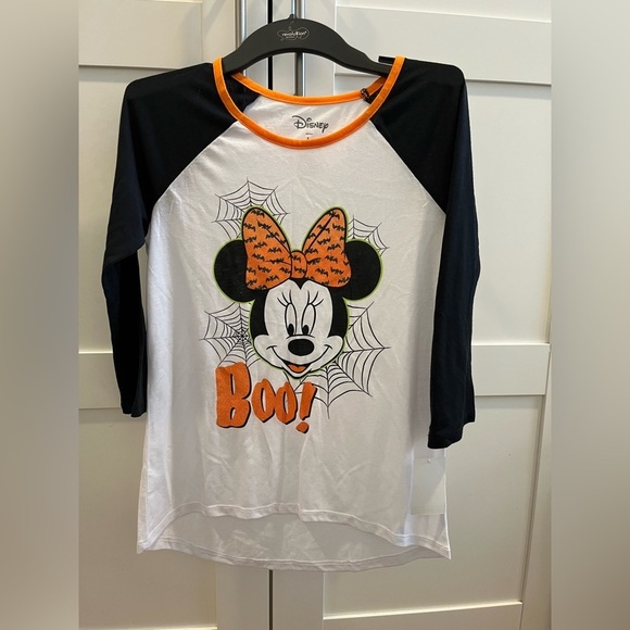 Kohl's Other - Disney Halloweens 3/4 sleeve t-shirt